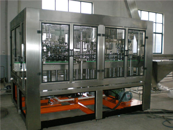 Automaattinen lasipulloveden täyttö kone